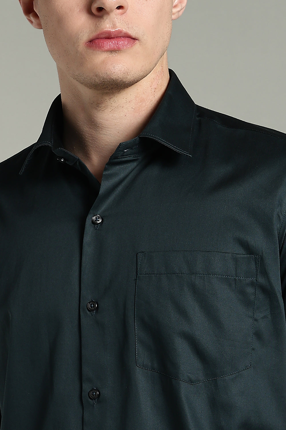 Wrinkle Free Bottle Green Solid Cotton Shirt